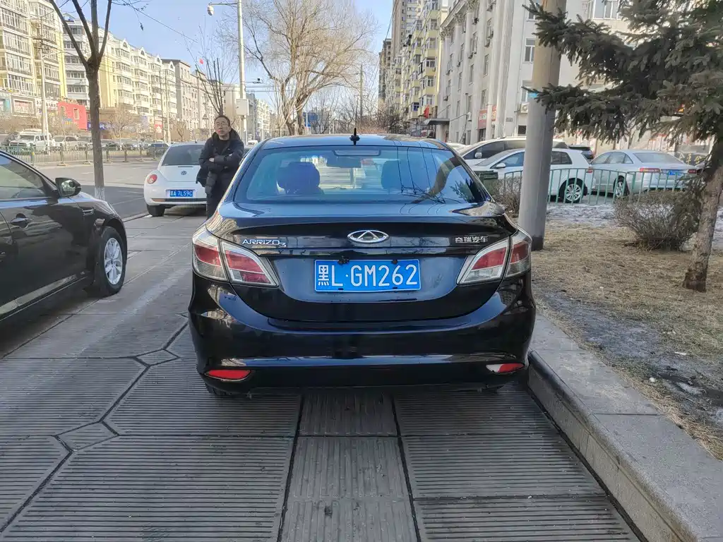 Chery Arrizo 3