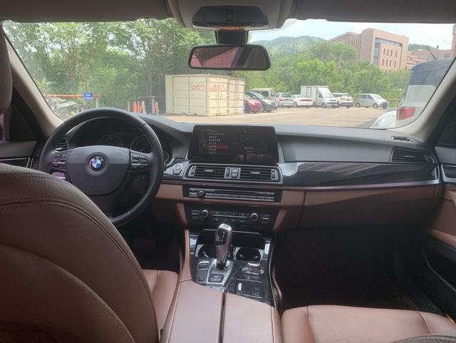 BMW BMW 5-Series