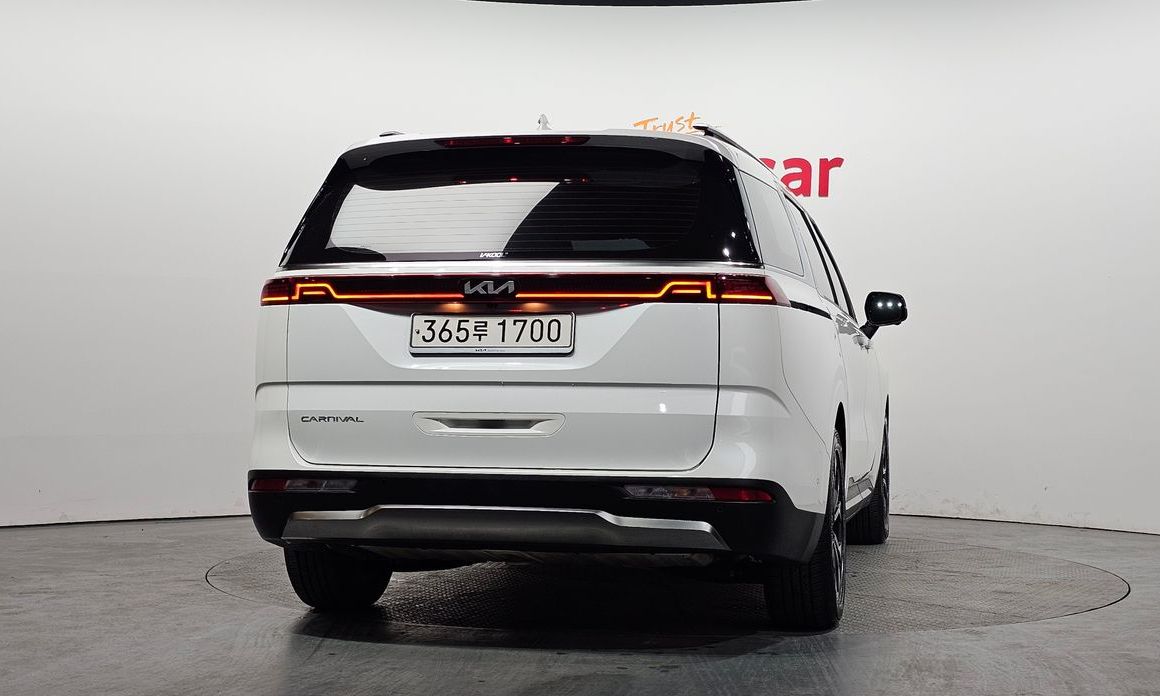 Kia Canival