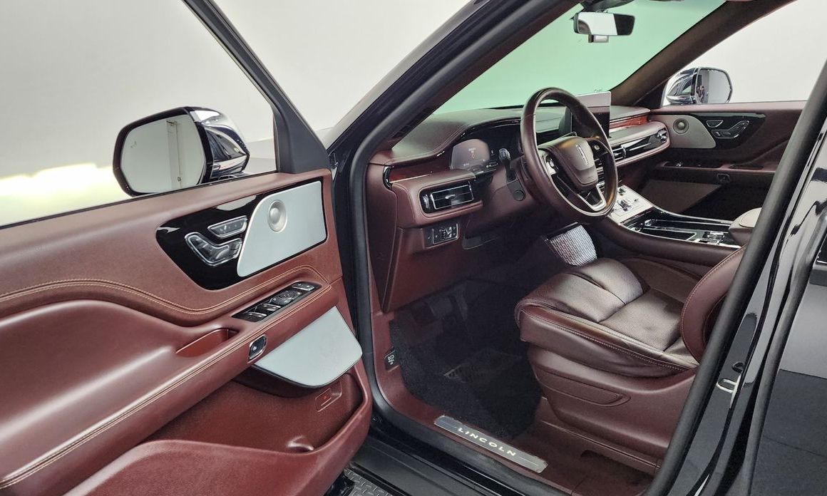 Lincoln Aviator