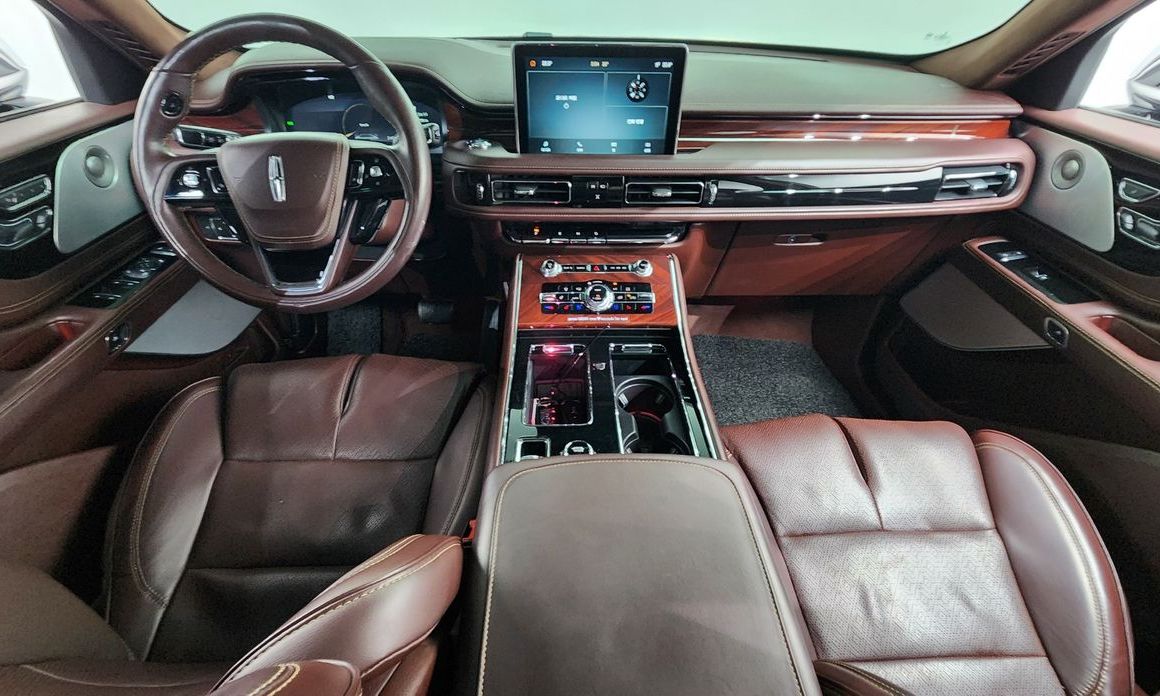 Lincoln Aviator