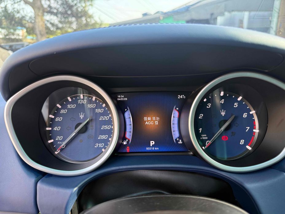 Maserati Ghibli