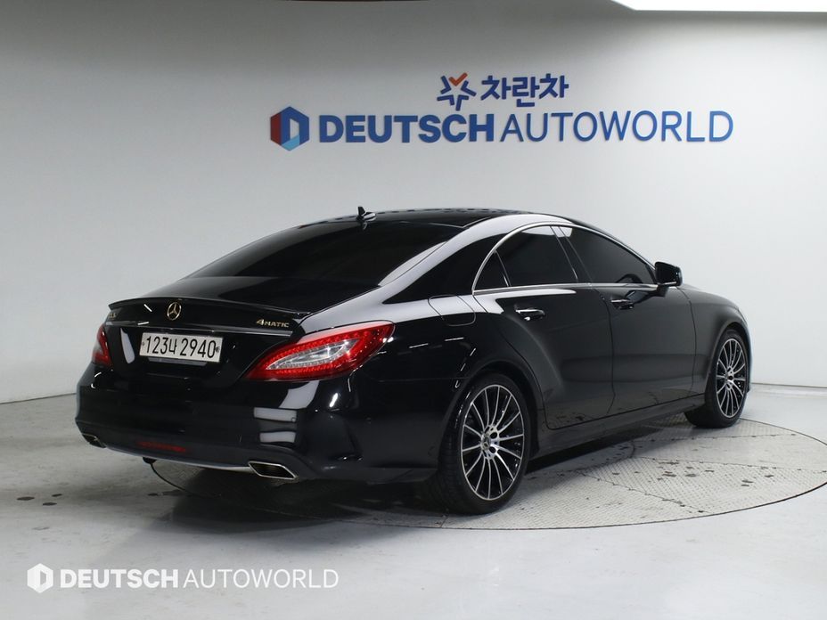 Mercedes-Benz CLS-Class