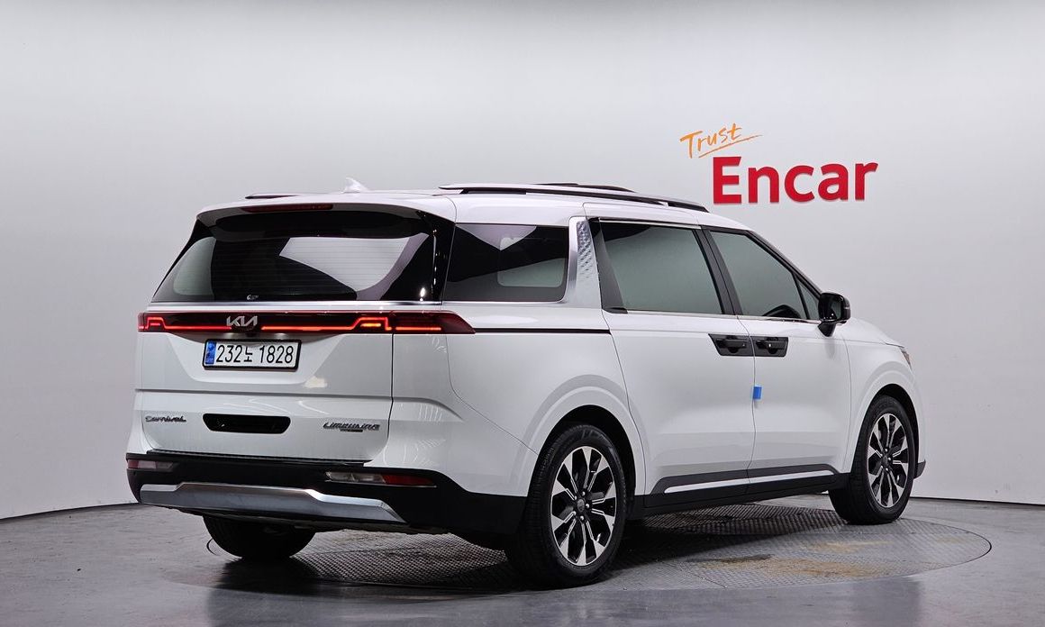 Kia Canival