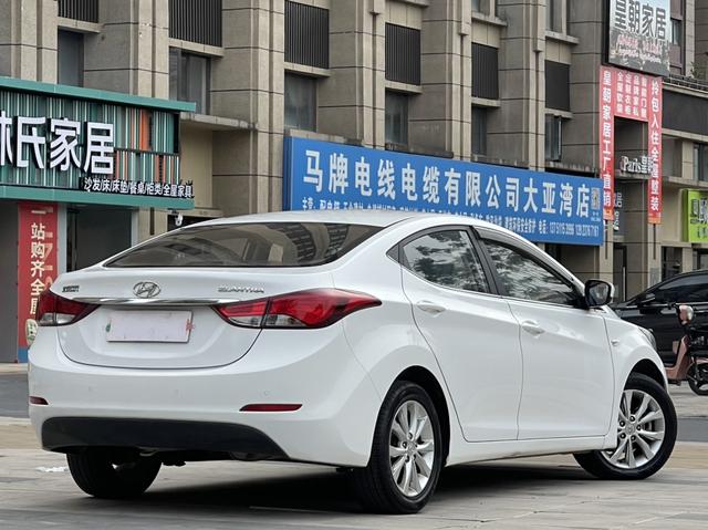 Hyundai Elantra Langdong