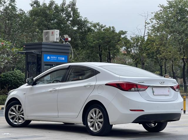 Hyundai Elantra Langdong
