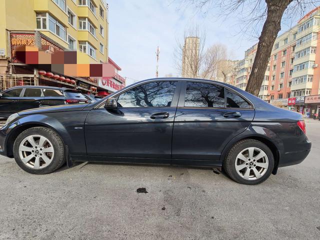 Mercedes-Benz Mercedes-Benz C-Class