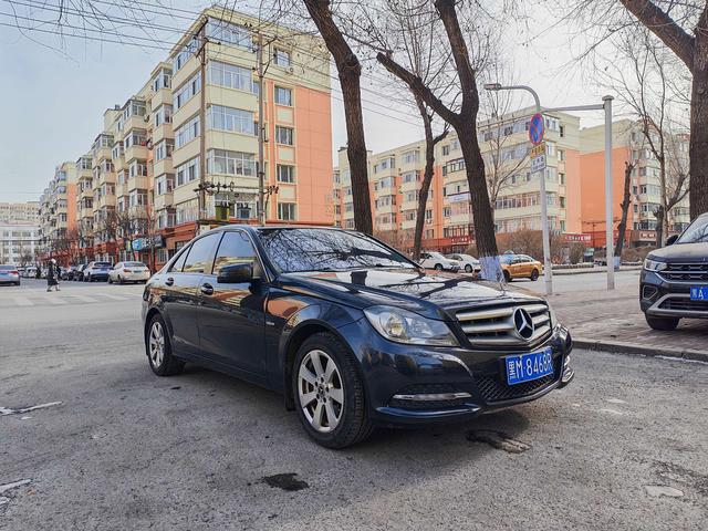 Mercedes-Benz Mercedes-Benz C-Class