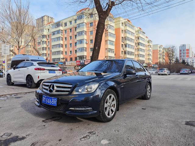 Mercedes-Benz Mercedes-Benz C-Class