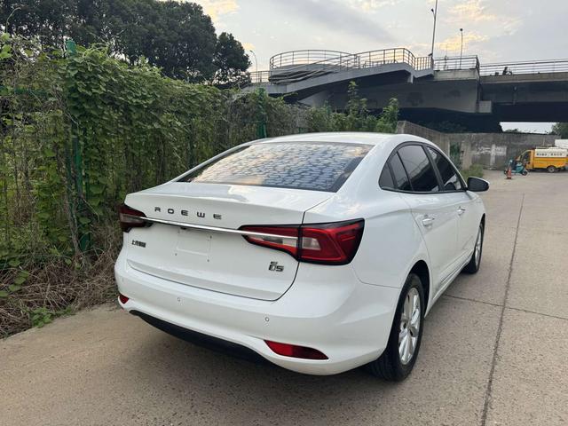 Roewe Roewe i5