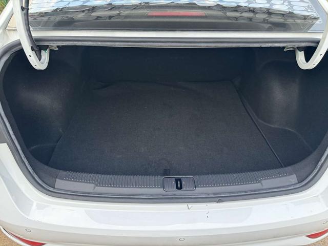Roewe Roewe i5