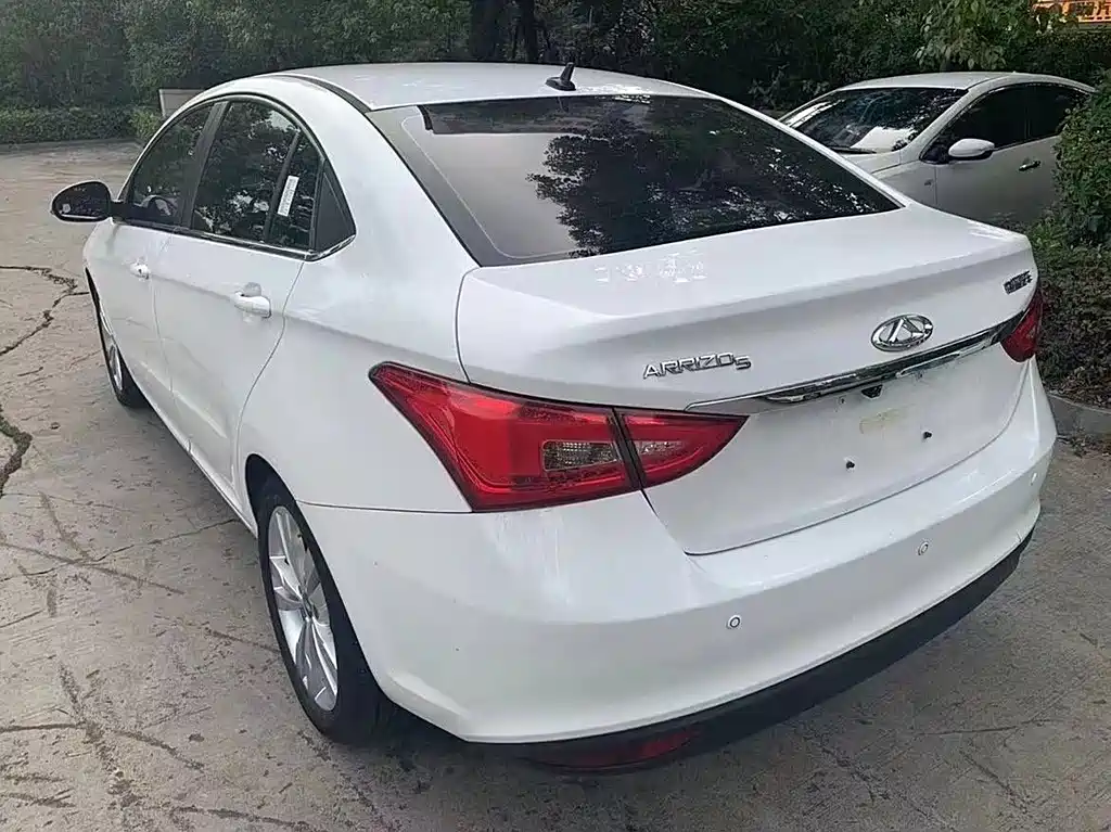 Chery Arrizo 5