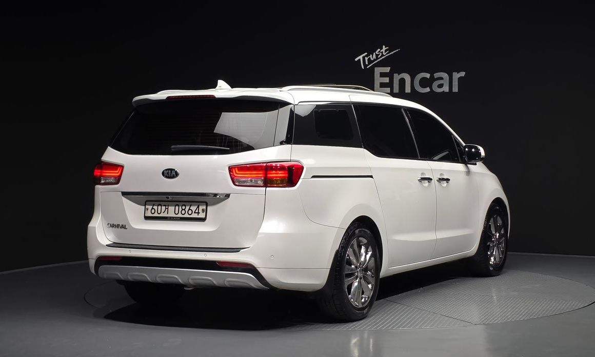 Kia Canival