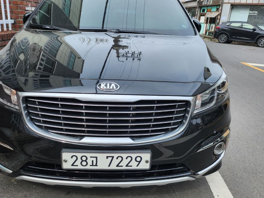 Kia Canival