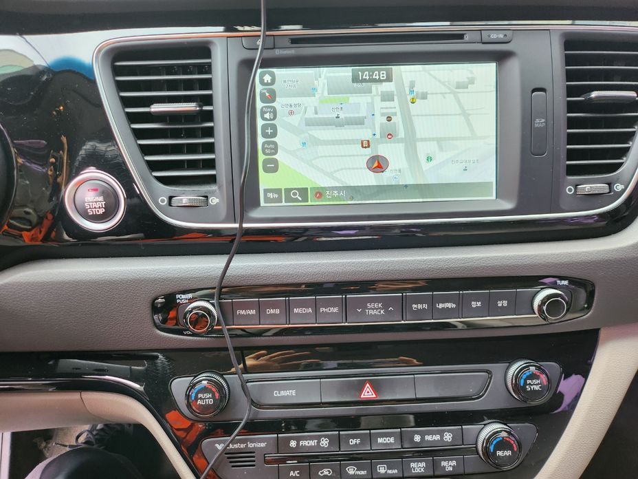 Kia Canival
