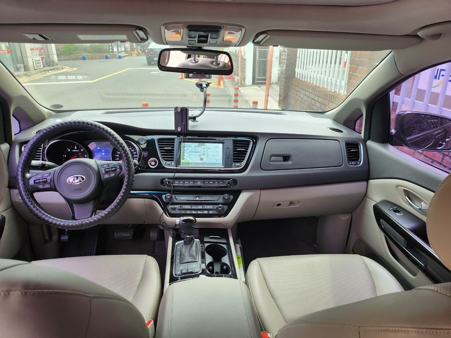 Kia Canival