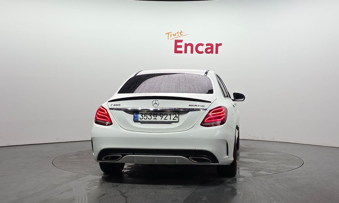 Mercedes-Benz C-Class