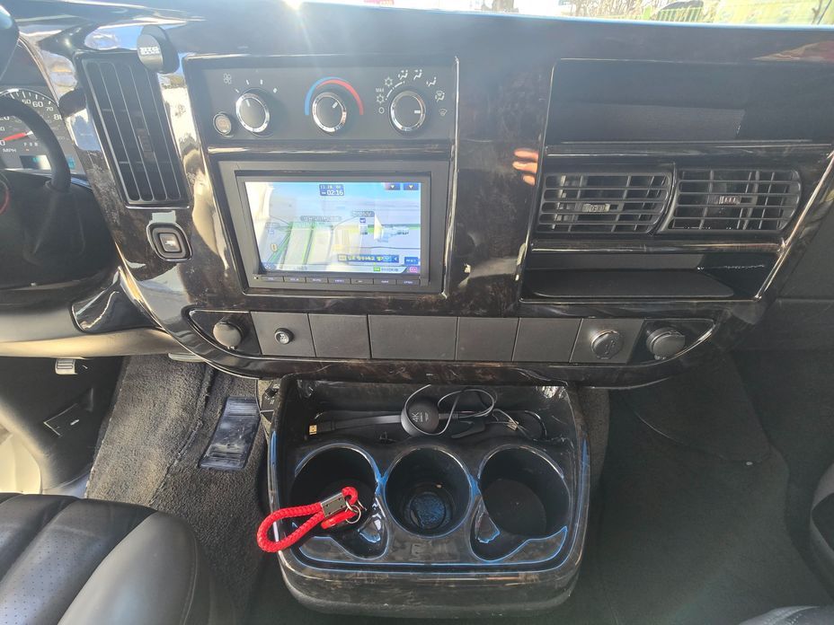Chevrolet Express Van