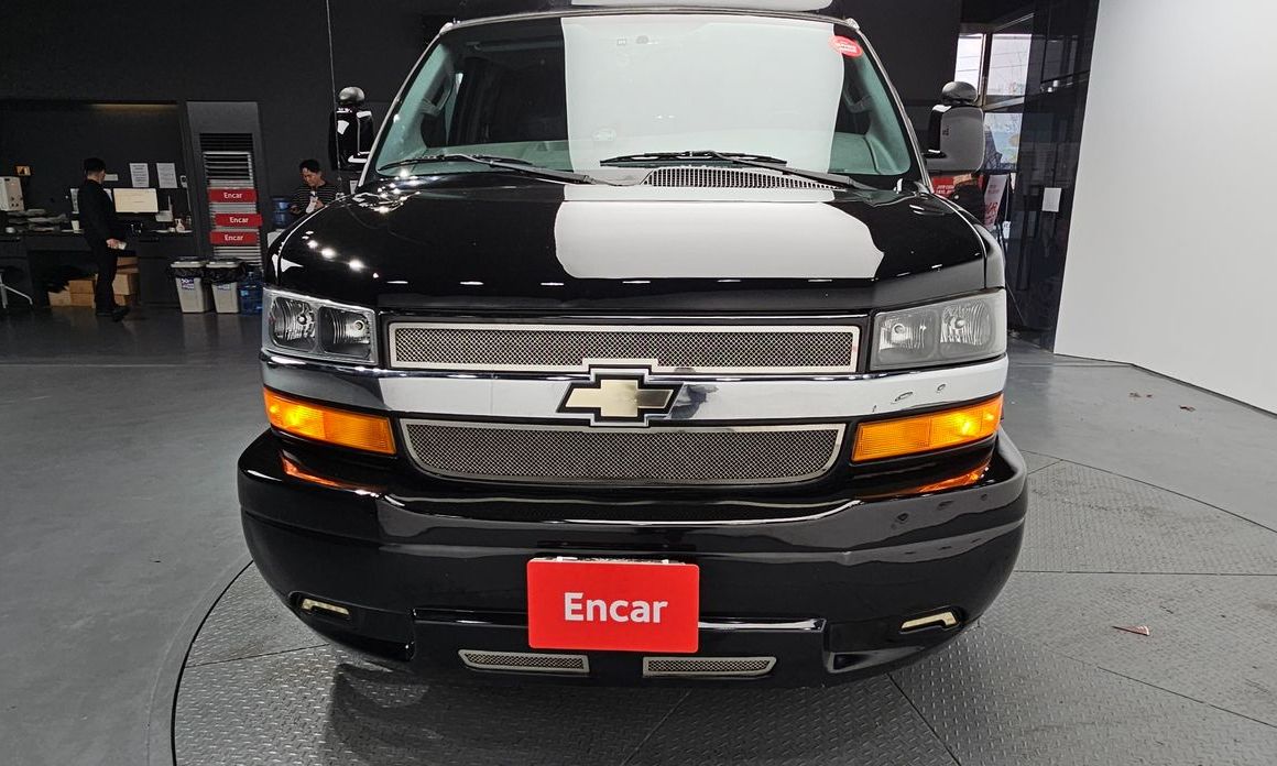 Chevrolet Express Van
