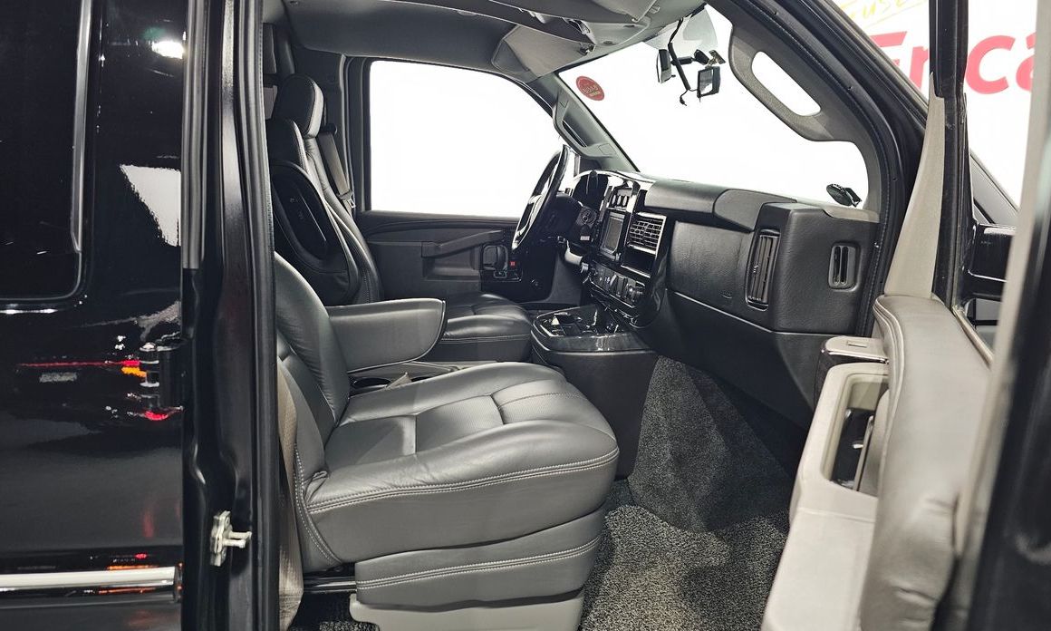 Chevrolet Express Van
