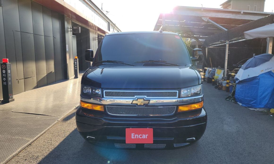 Chevrolet Express Van