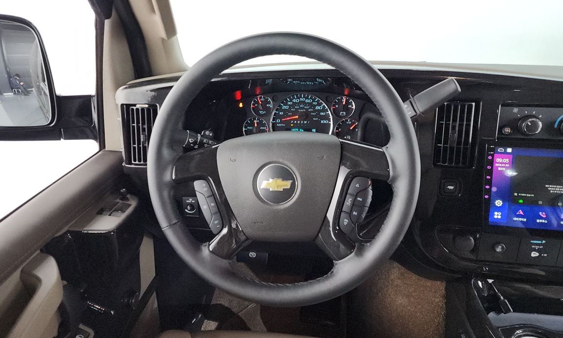 Chevrolet Express Van