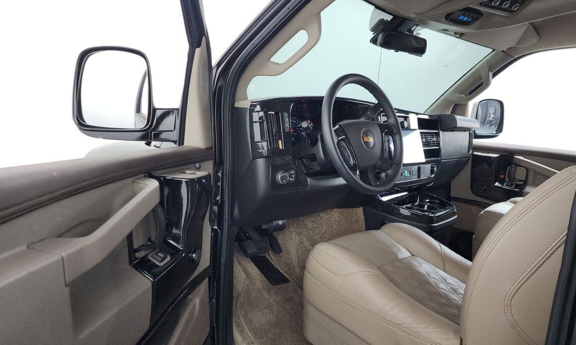 Chevrolet Express Van