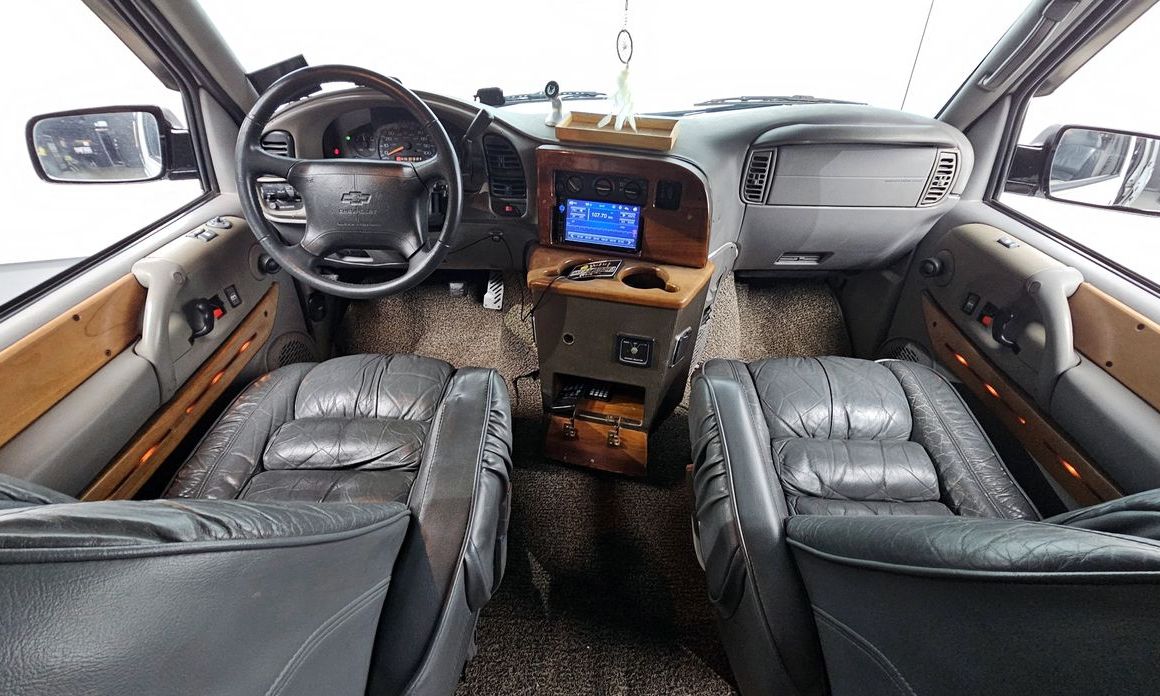 Chevrolet Astro Van