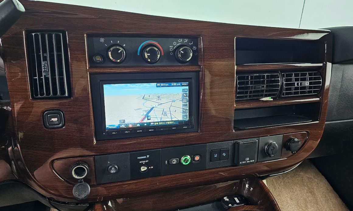 Chevrolet Express Van