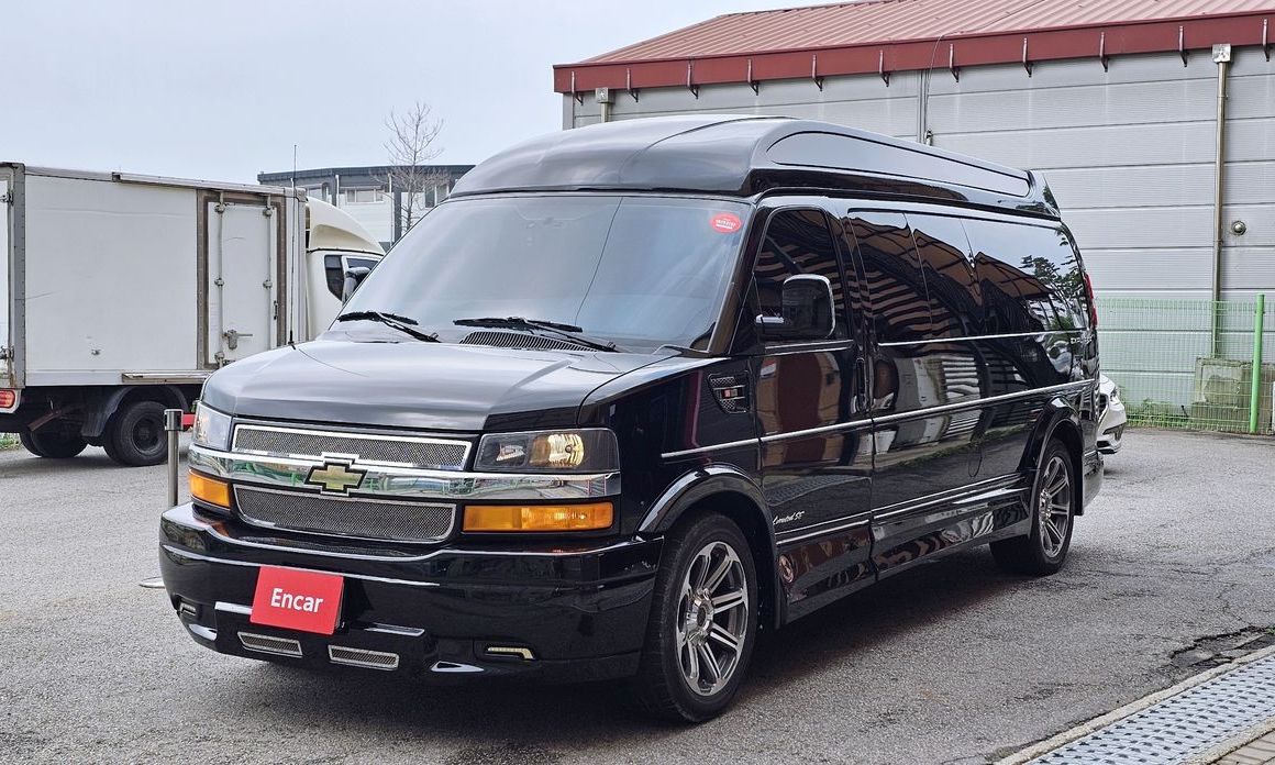 Chevrolet Express Van