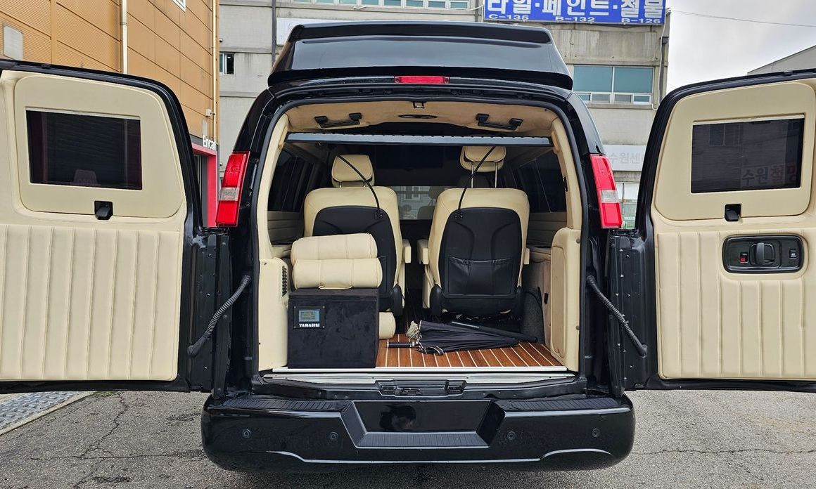 Chevrolet Express Van