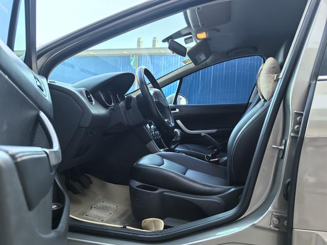 Peugeot Peugeot 408
