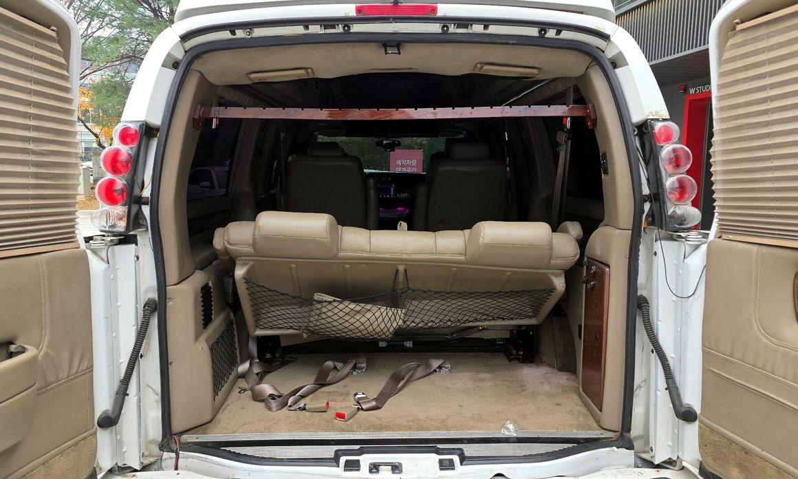 Chevrolet Express Van