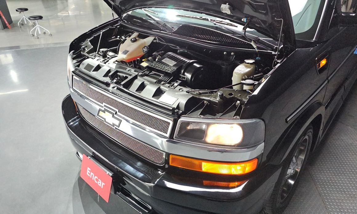 Chevrolet Express Van