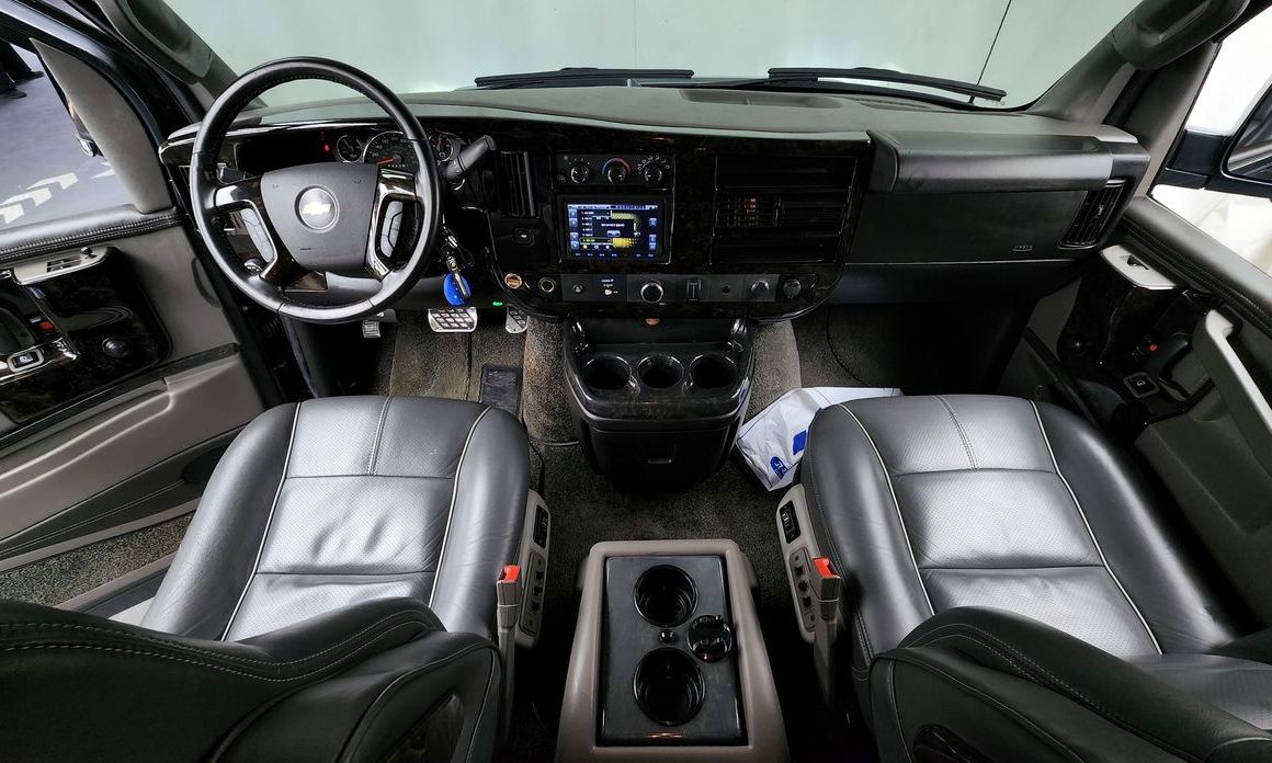 Chevrolet Express Van