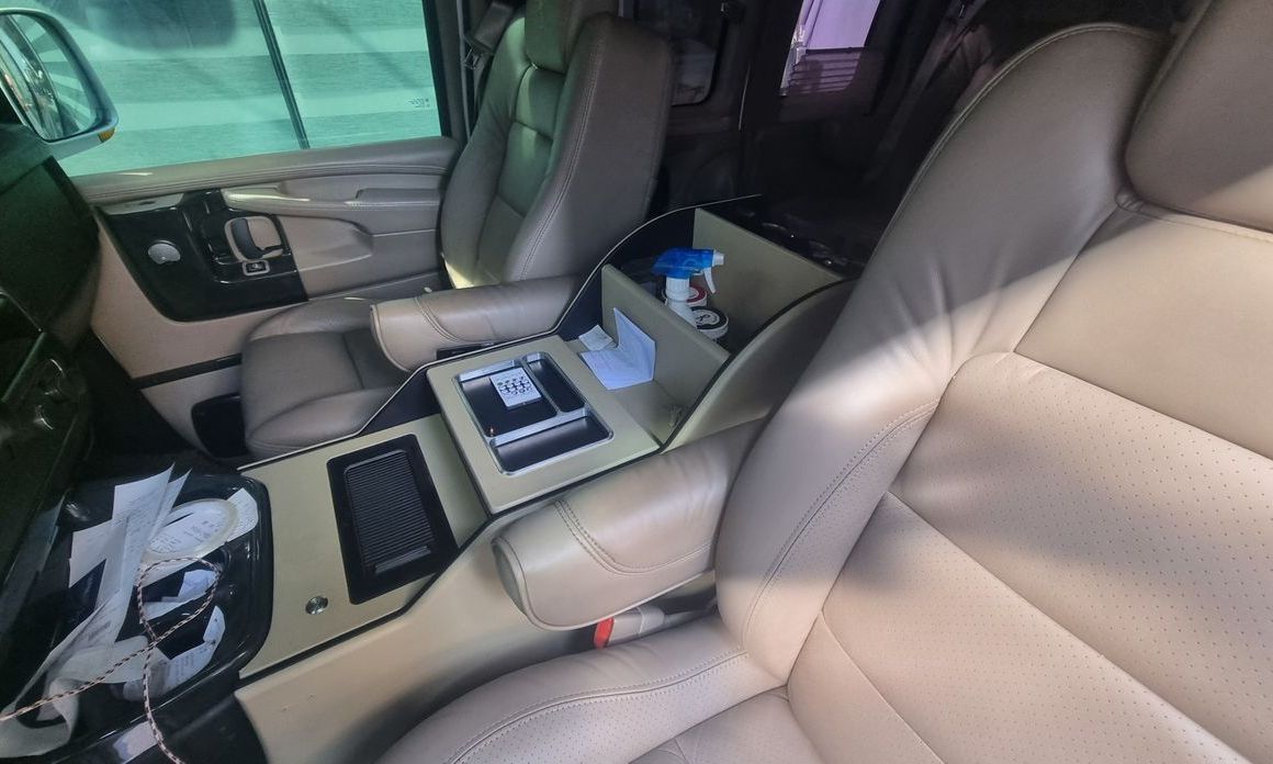 Chevrolet Express Van
