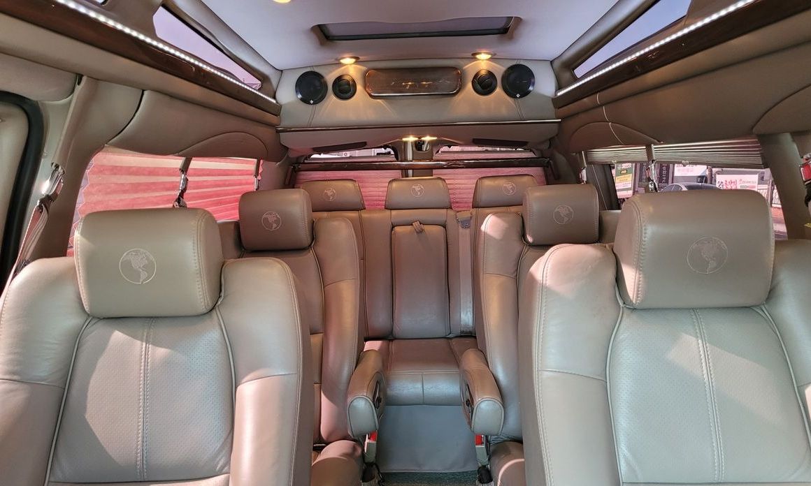 Chevrolet Express Van