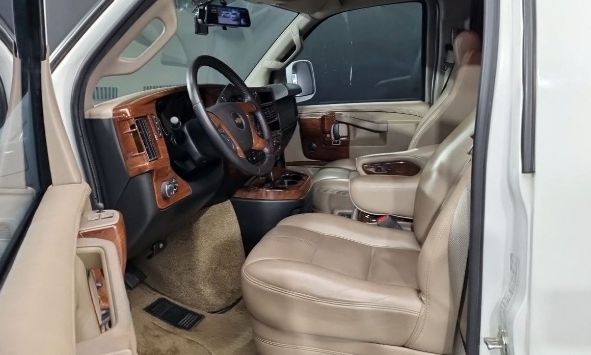 Chevrolet Express Van