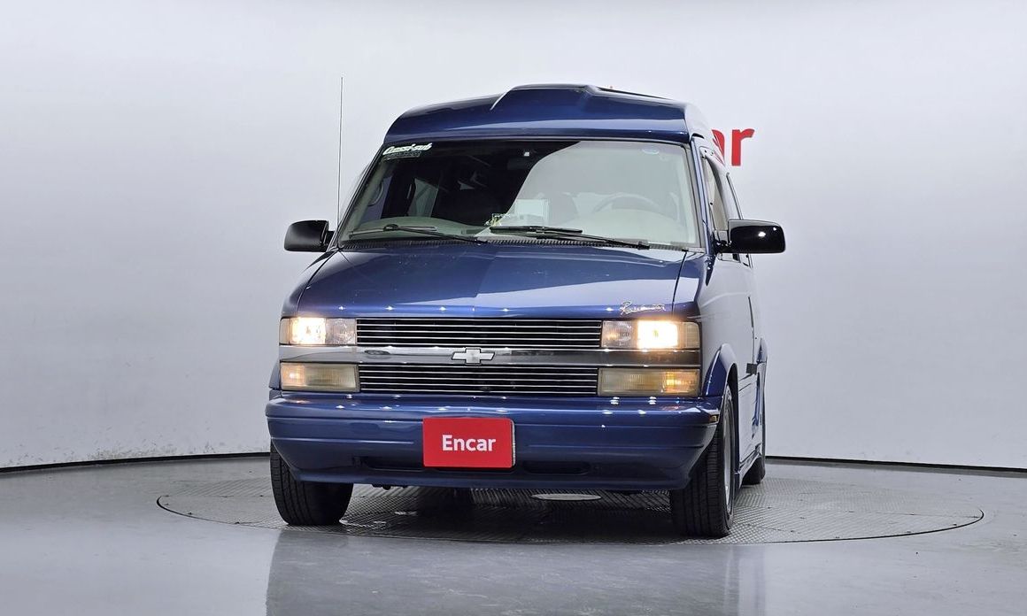 Chevrolet Astro Van