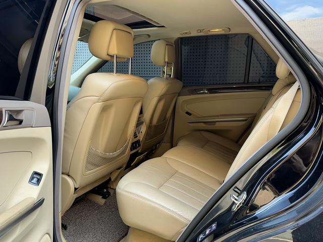 Mercedes-Benz Mercedes-Benz M-Class