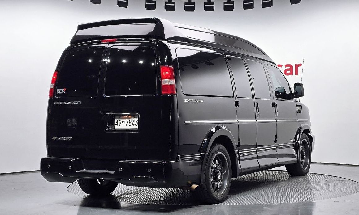Chevrolet Express Van