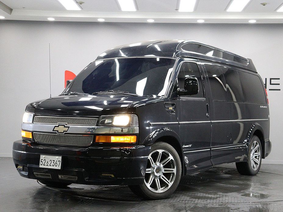 Chevrolet Express Van