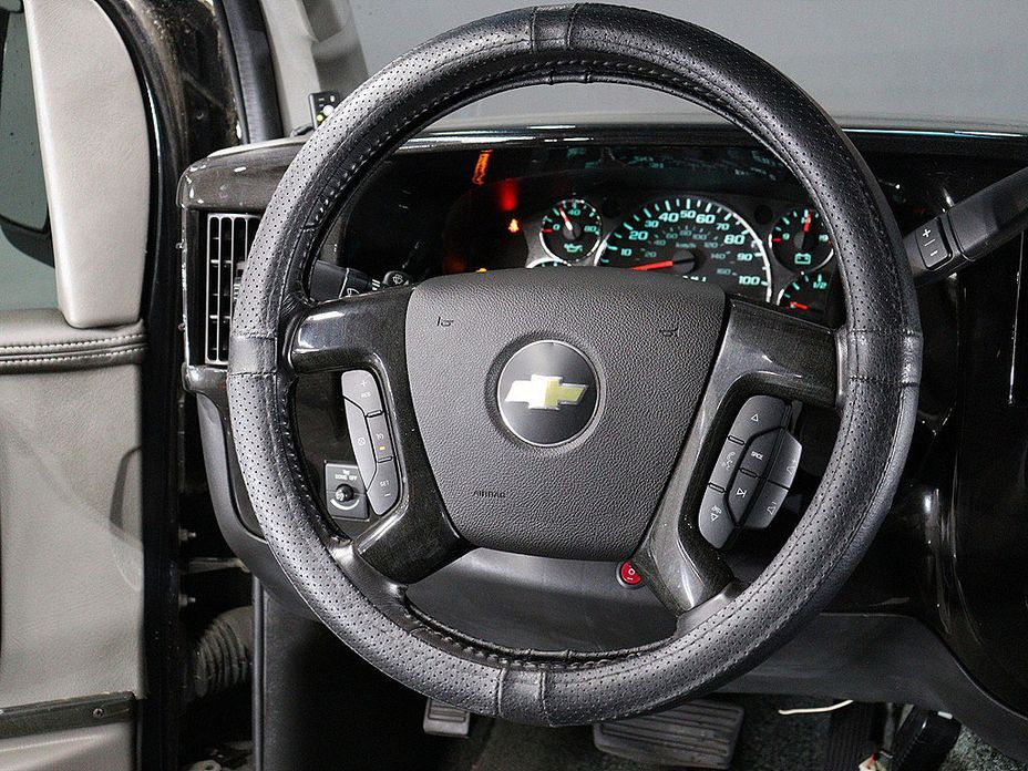Chevrolet Express Van
