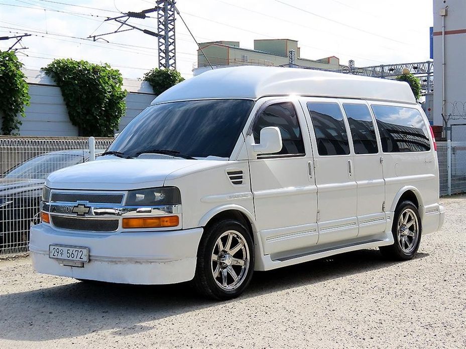 Chevrolet Express Van