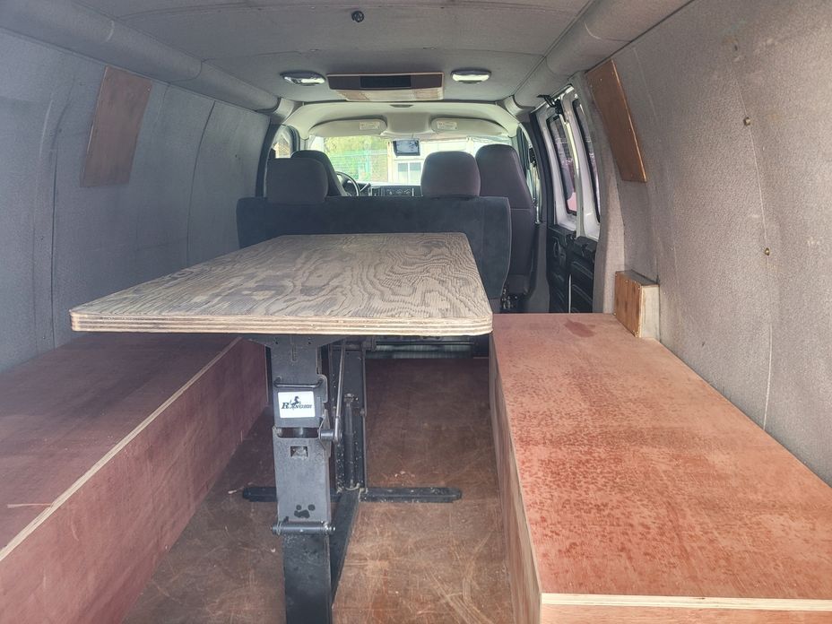 Chevrolet Express Van