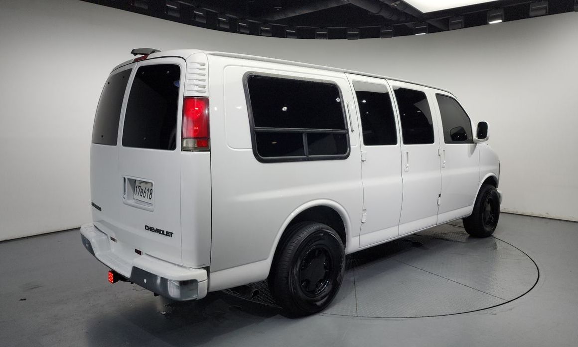 Chevrolet Express Van