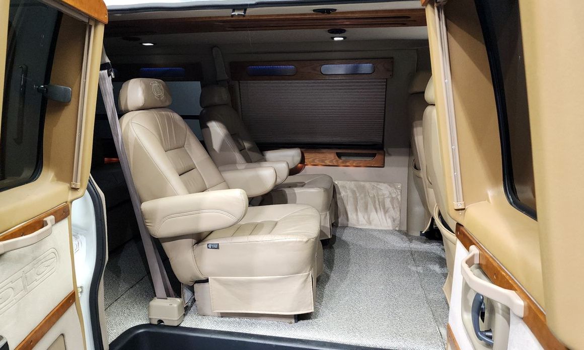 Chevrolet Express Van