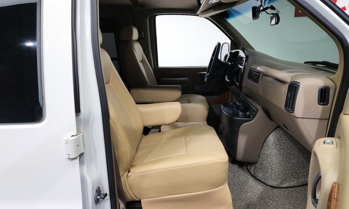 Chevrolet Express Van