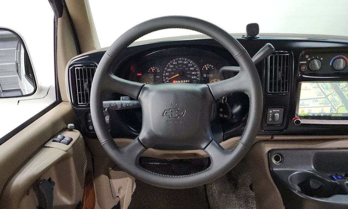 Chevrolet Express Van