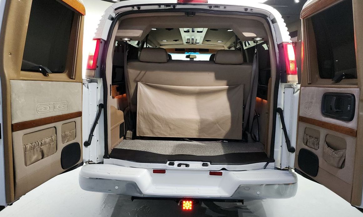 Chevrolet Express Van